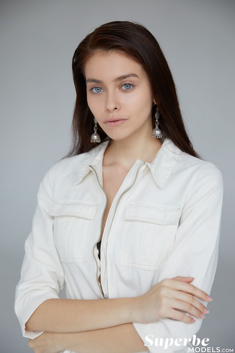 Проститутка Дина